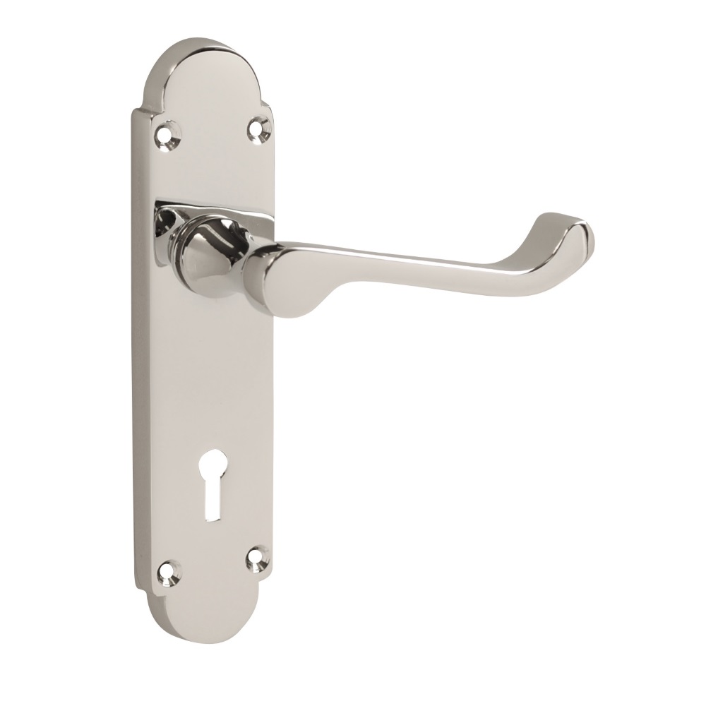 Blenheim Lever Lock Chrome