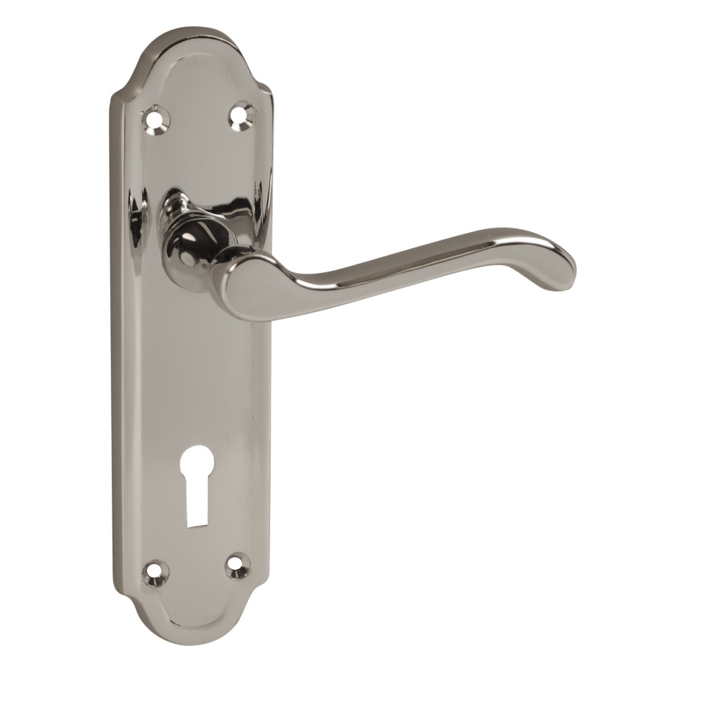 Beaumont Lever Lock Chrome